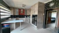 Kitchen - 14 square meters of property in Kibler Park