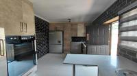 Kitchen - 14 square meters of property in Kibler Park