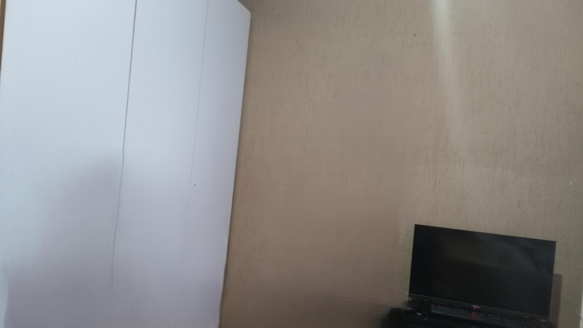 Bed Room 2 of property in Bezuidenhout Valley