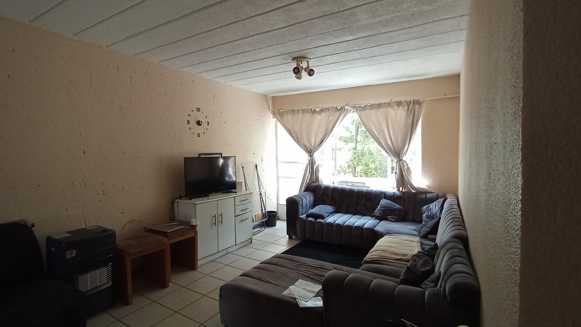 Lounges - 11 square meters of property in President Park A.H.