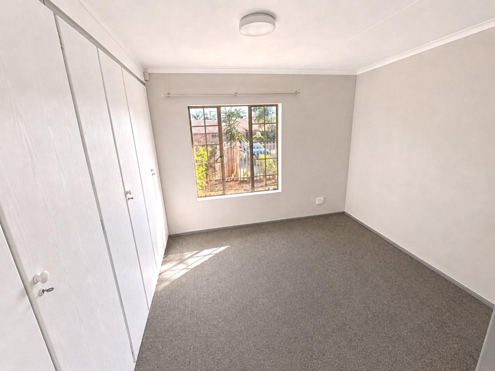  of property in Magalieskruin