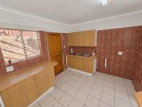  of property in Magalieskruin