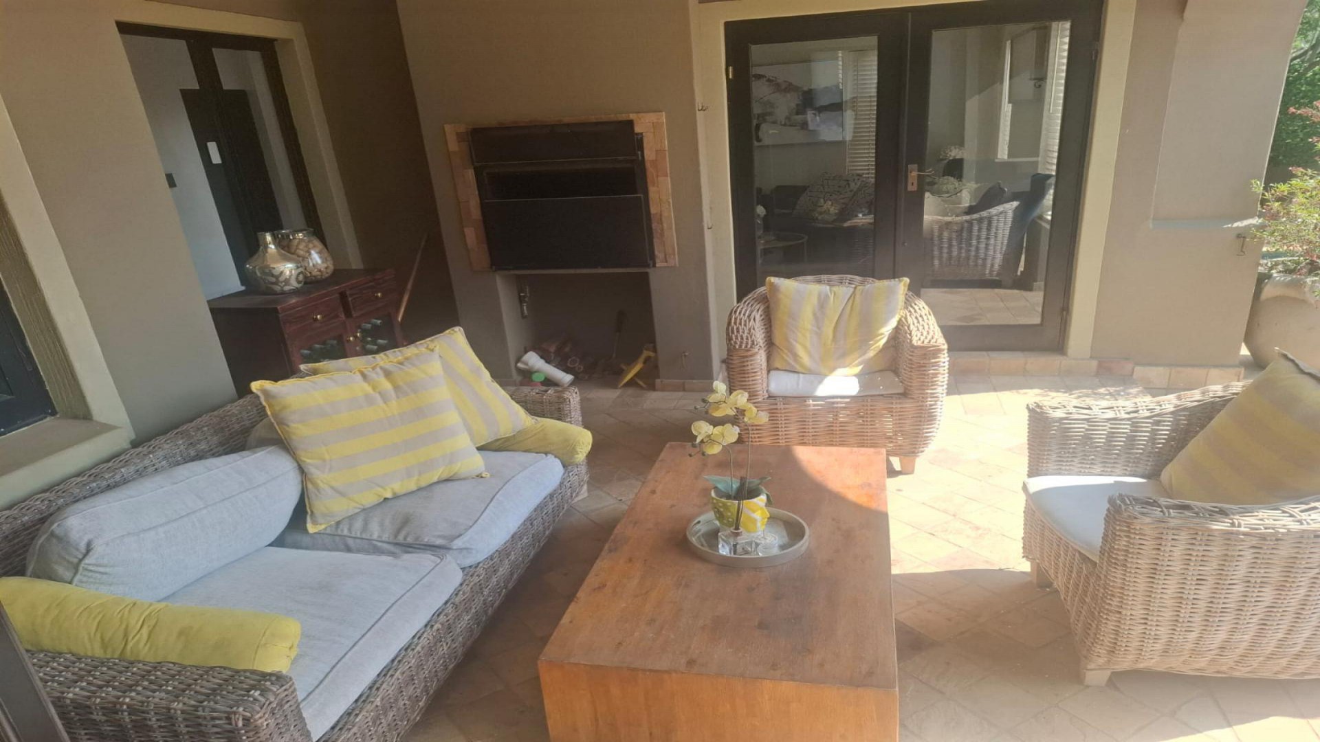 Patio of property in Kengies