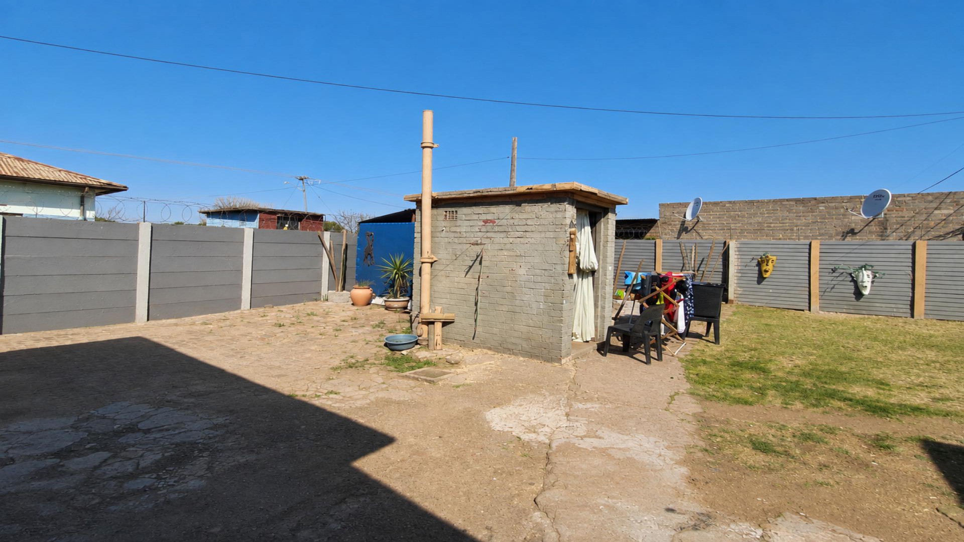 Backyard of property in Daspoort