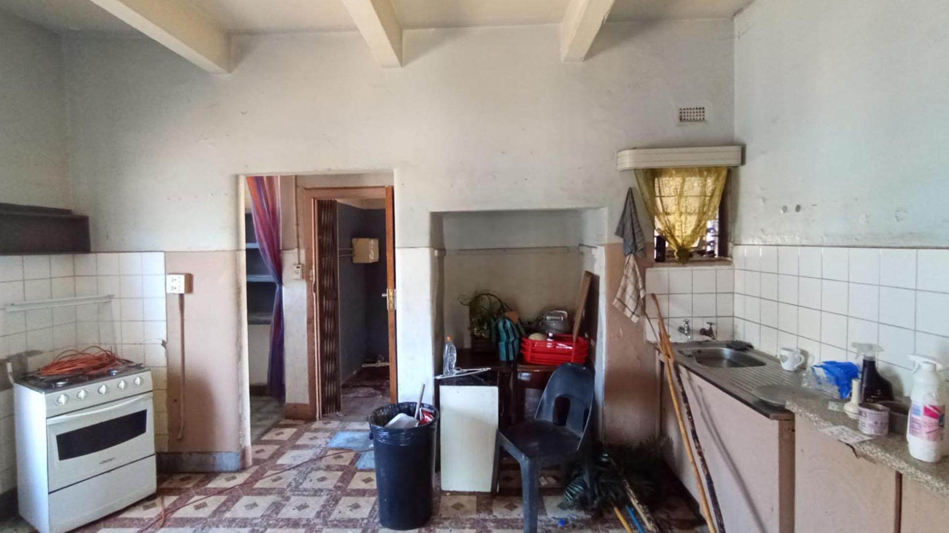 Kitchen - 17 square meters of property in Daspoort