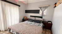 Bed Room 1 of property in Daspoort