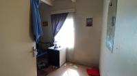 Bed Room 1 - 11 square meters of property in Daspoort