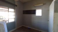 Bed Room 2 - 11 square meters of property in Daspoort