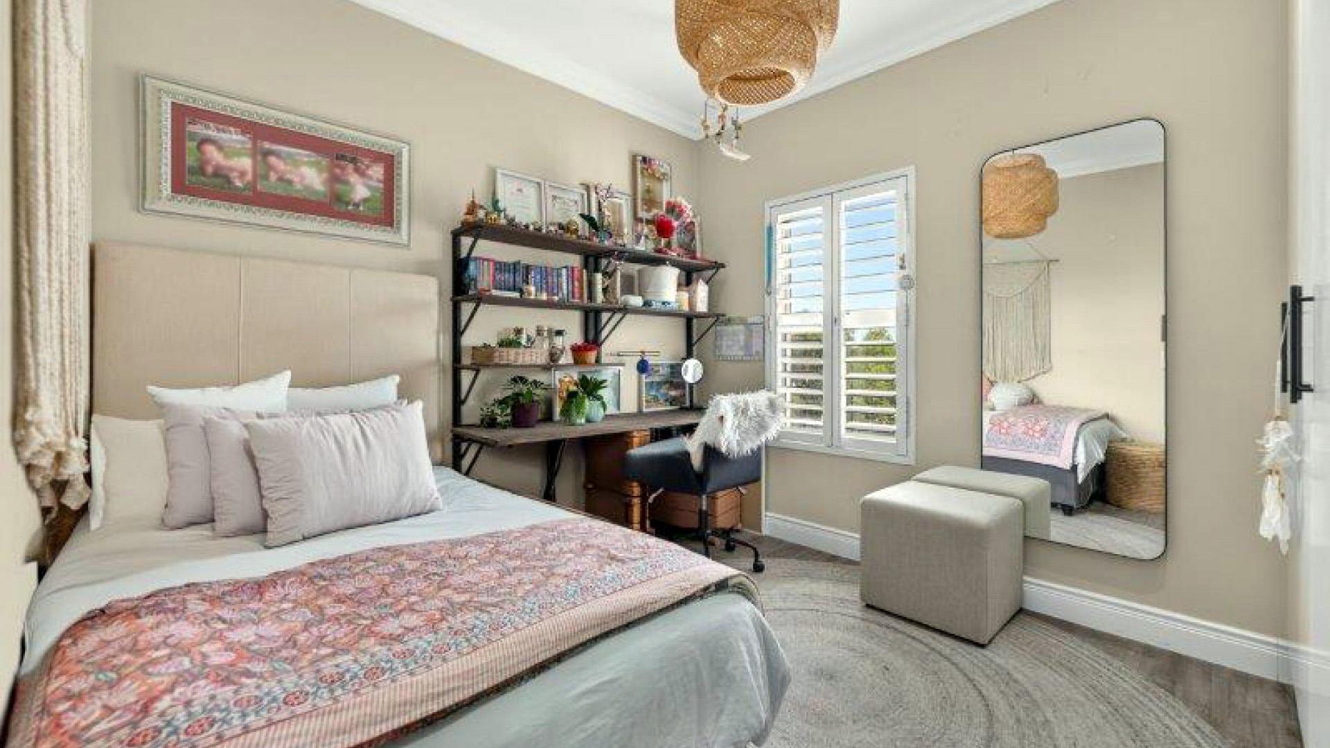 Bed Room 2 - 12 square meters of property in Parklands