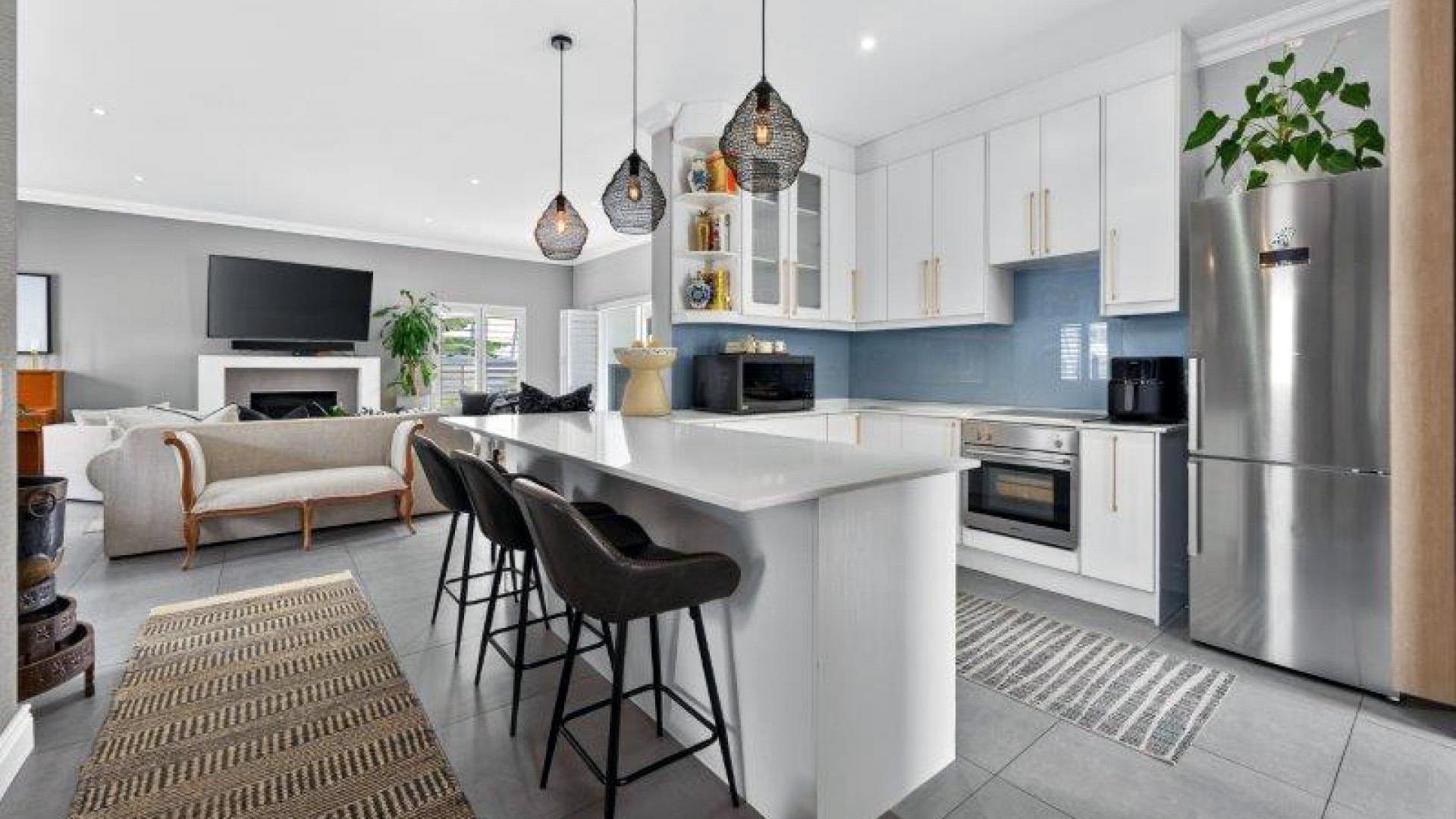 Kitchen - 15 square meters of property in Parklands