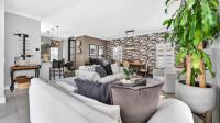 Lounges - 25 square meters of property in Parklands