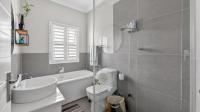 Bathroom 1 - 6 square meters of property in Parklands