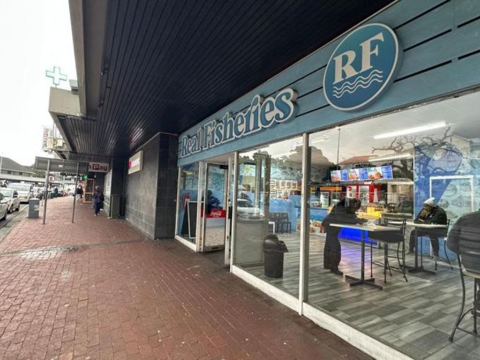Commercial to Rent in Rondebosch   - Property to rent - MR721902