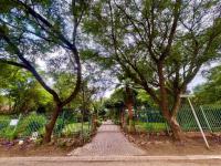 of property in Alan Manor