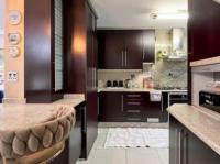  of property in Bassonia