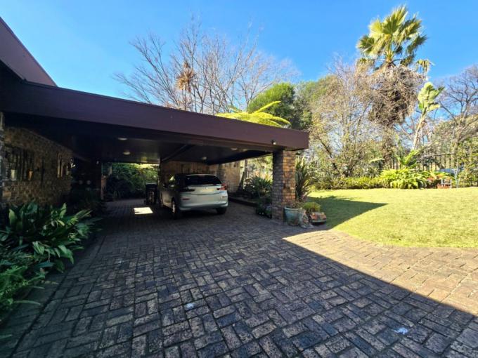 4 Bedroom House for Sale For Sale in Parkhill Gardens - MR721936
