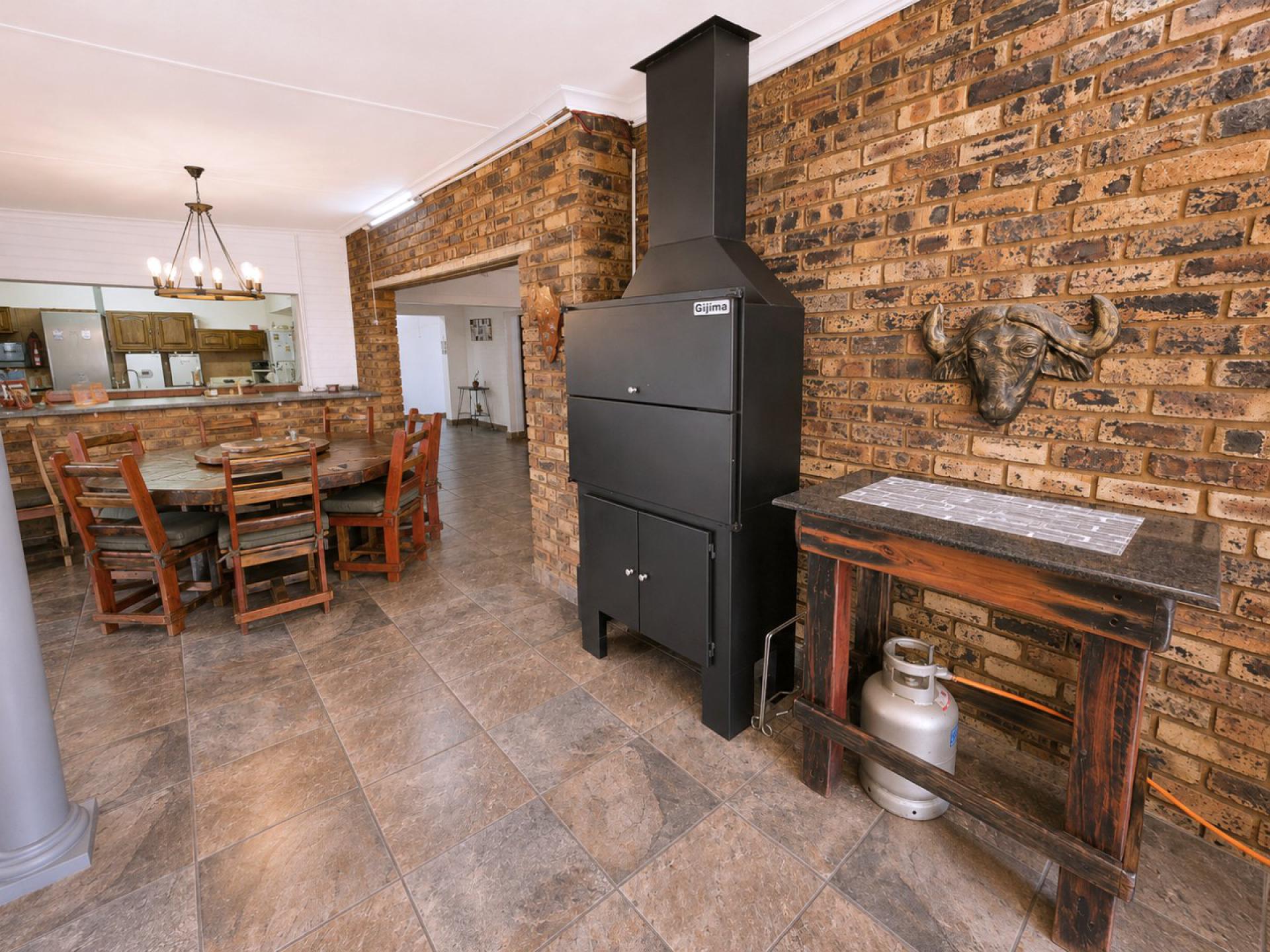  of property in Booysens