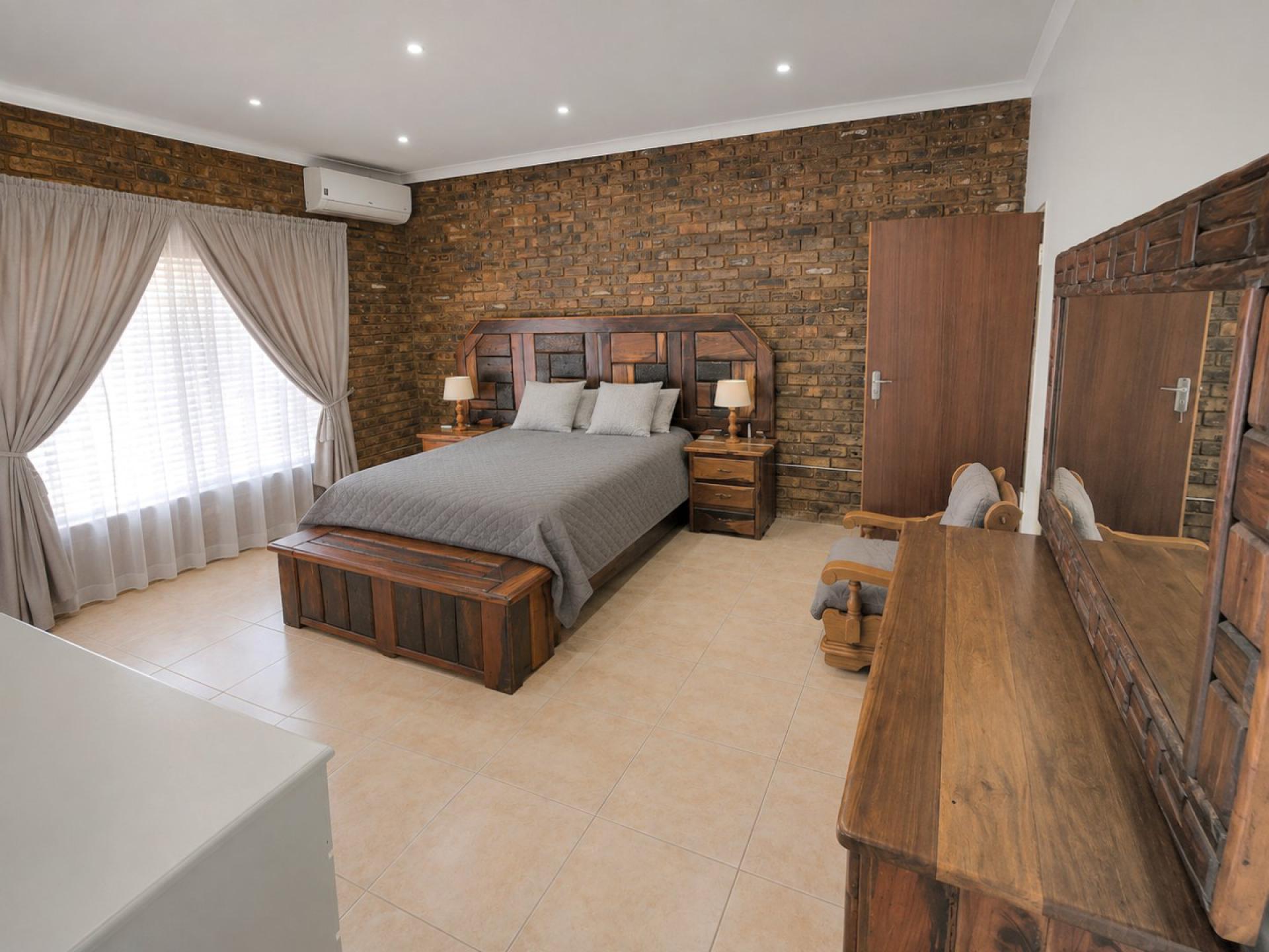  of property in Booysens