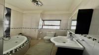 Bathroom 3+