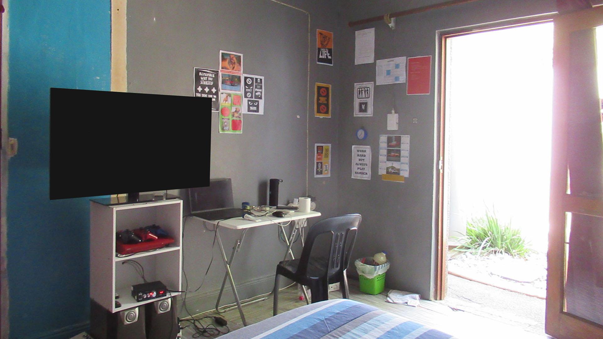 Bed Room 1 - 20 square meters of property in Westdene (JHB)