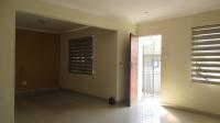 Lounges - 21 square meters of property in Mindalore