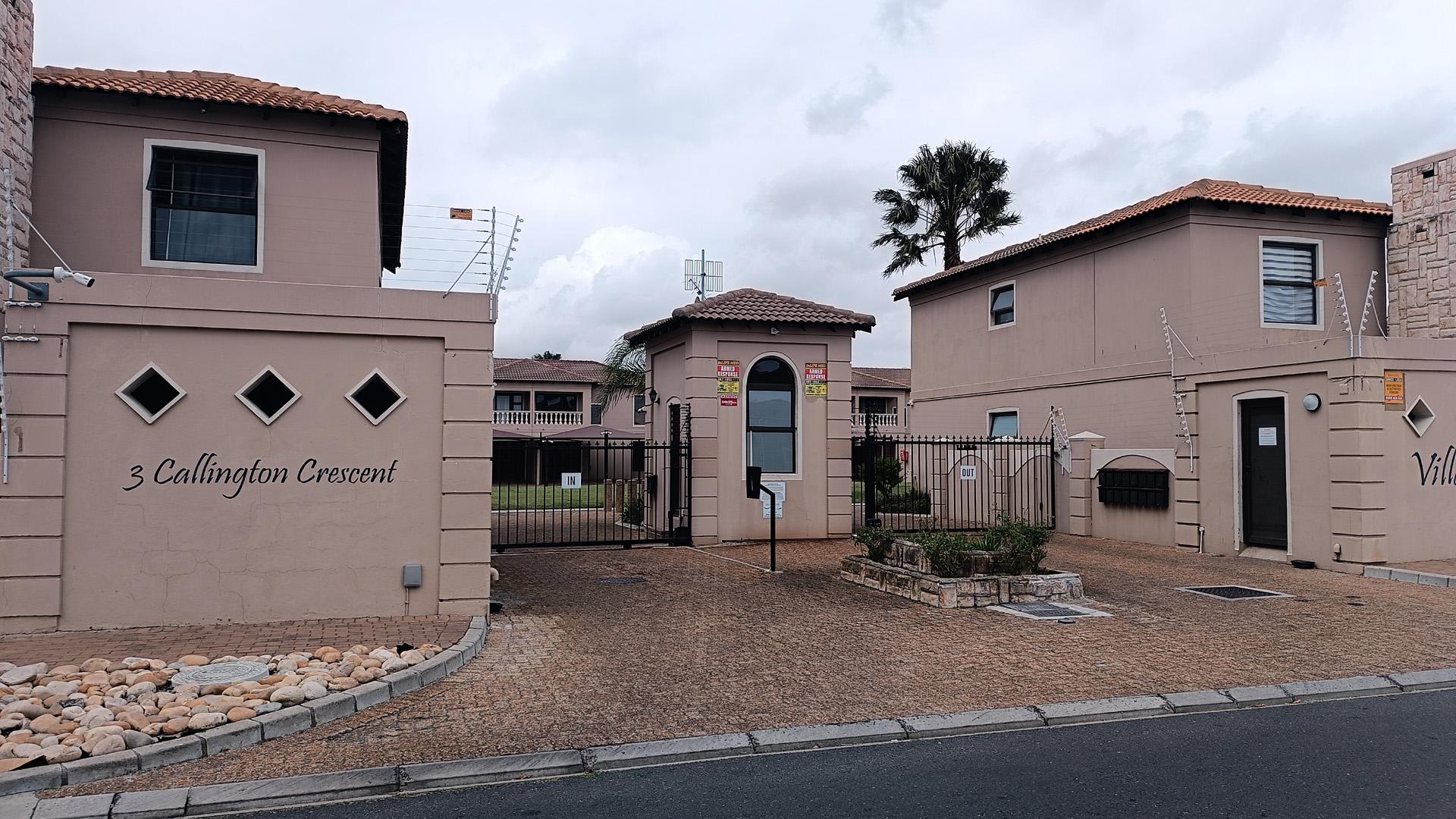 Front View of property in Parklands