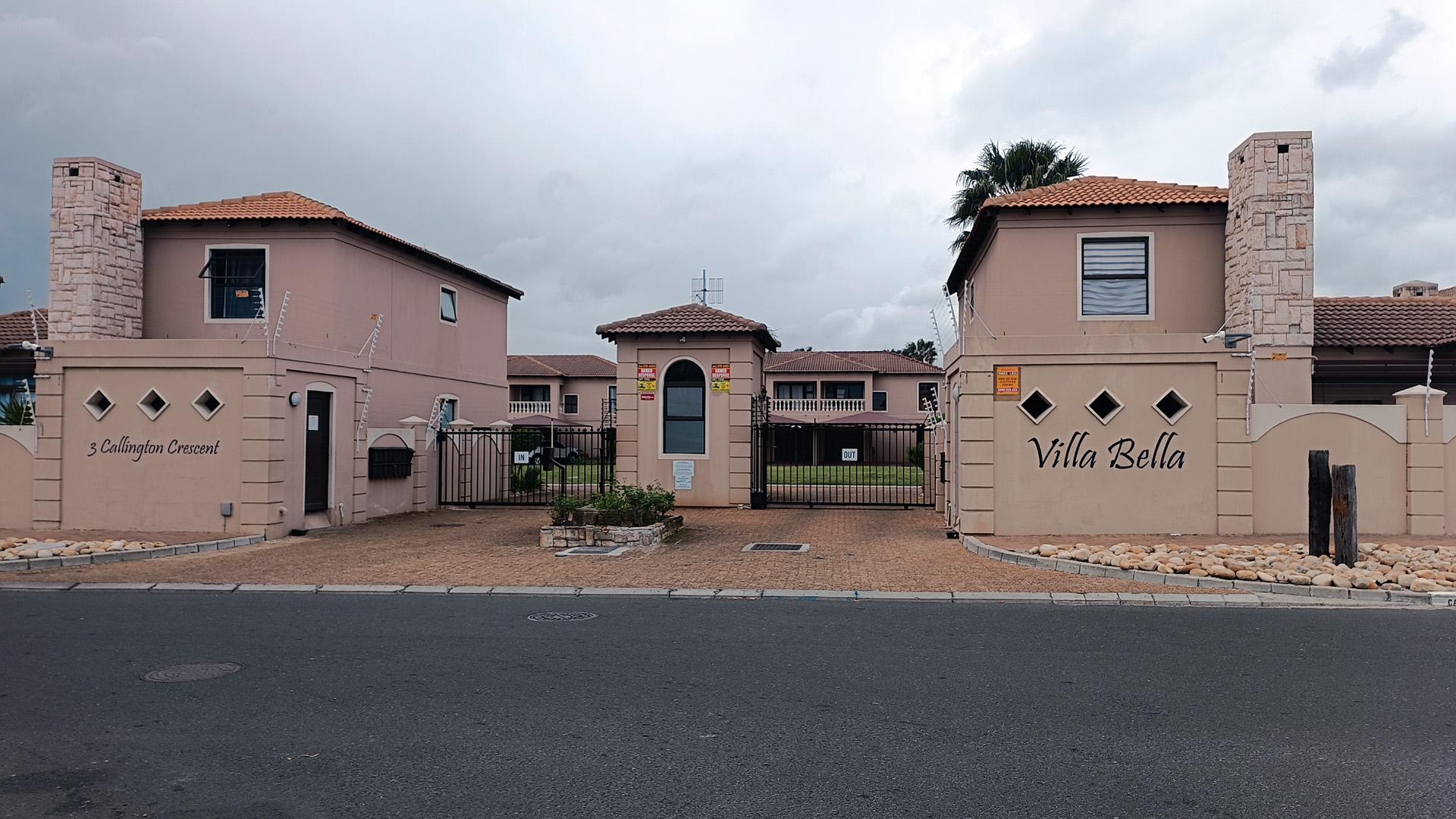 Front View of property in Parklands