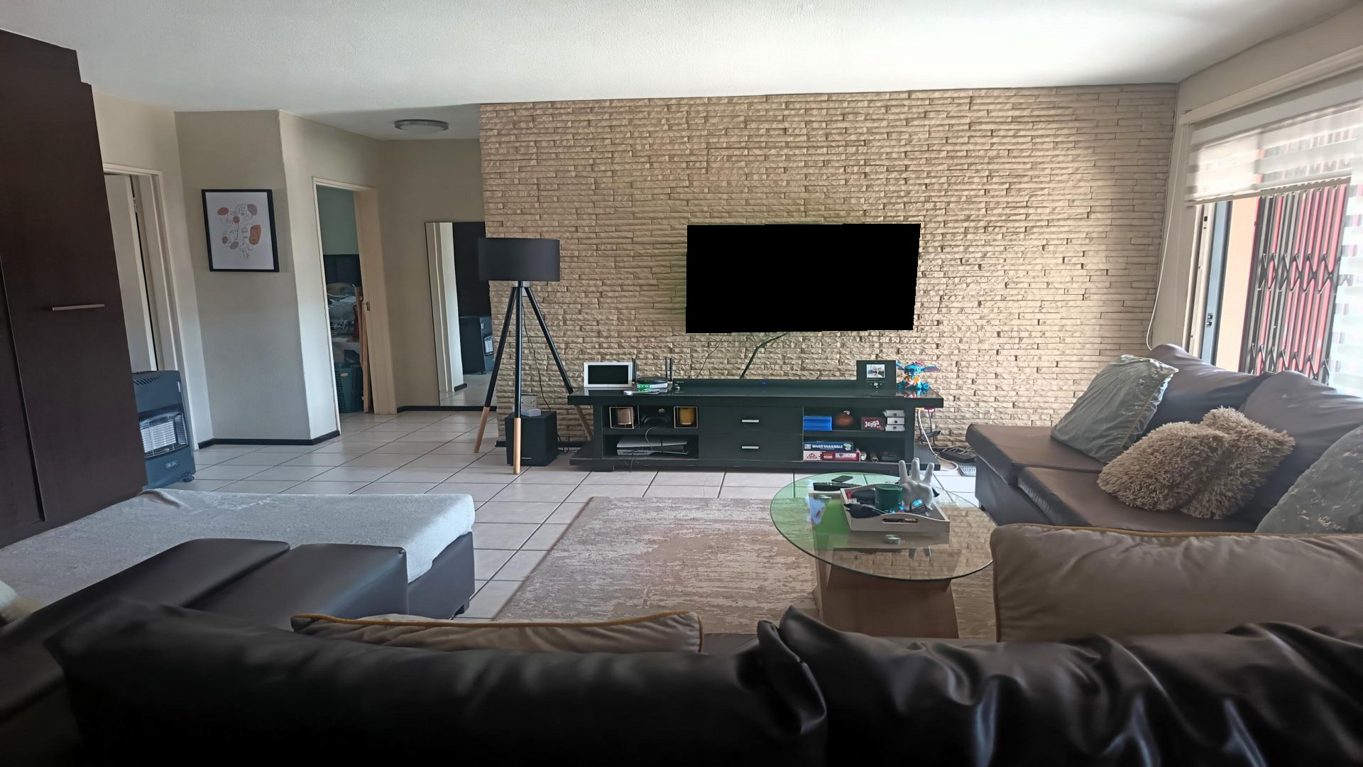 Lounges of property in Northgate (JHB)