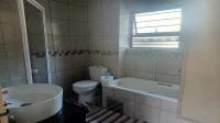 Bathroom 1 of property in Northgate (JHB)