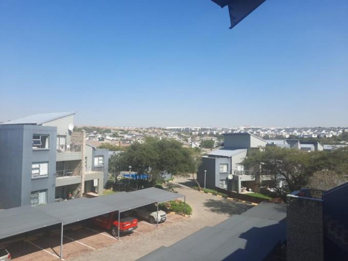 2 Bedroom Apartment to Rent in Greenstone Hill - Property to rent - MR722008