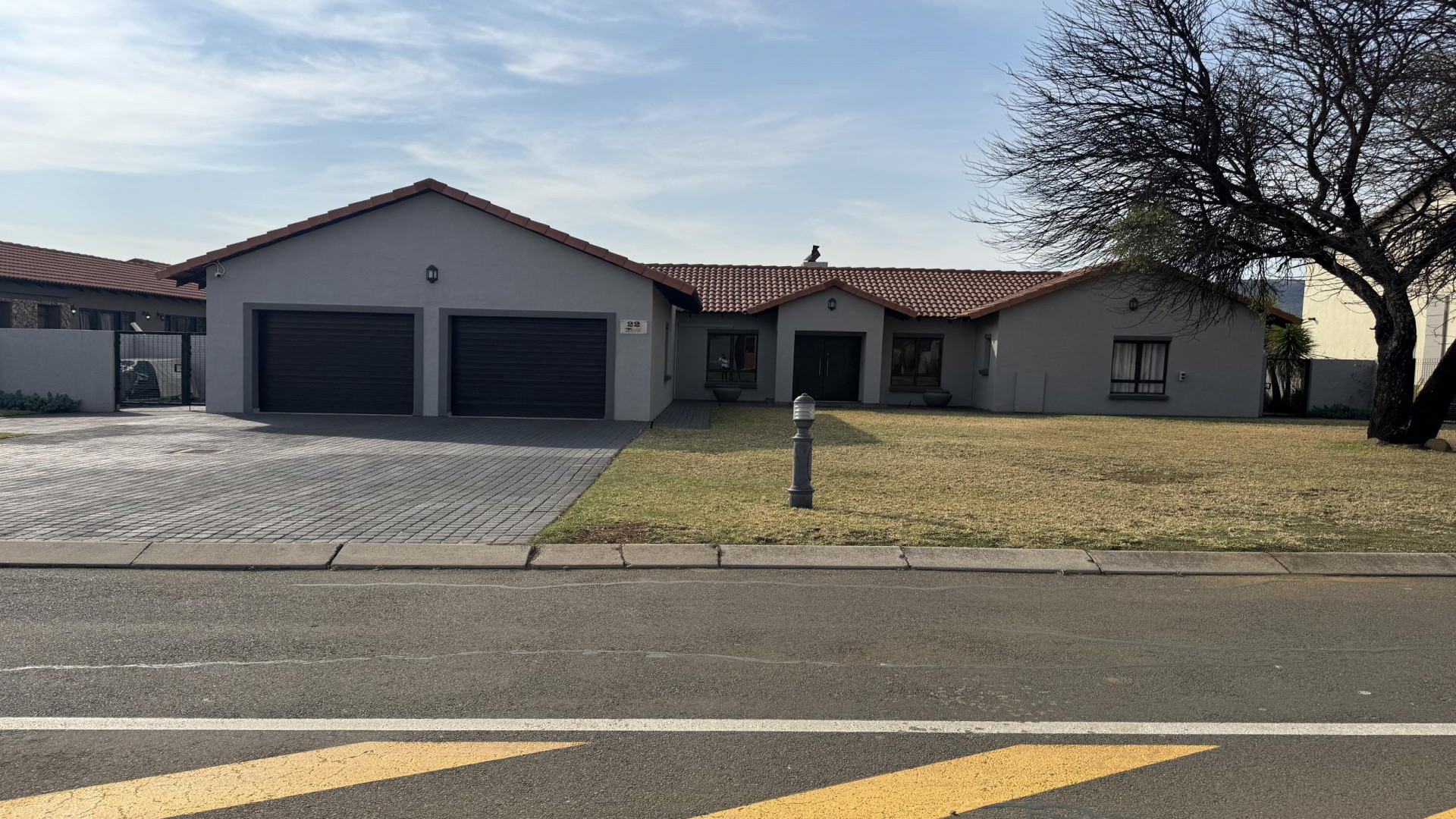 Front View of property in Hartbeespoort