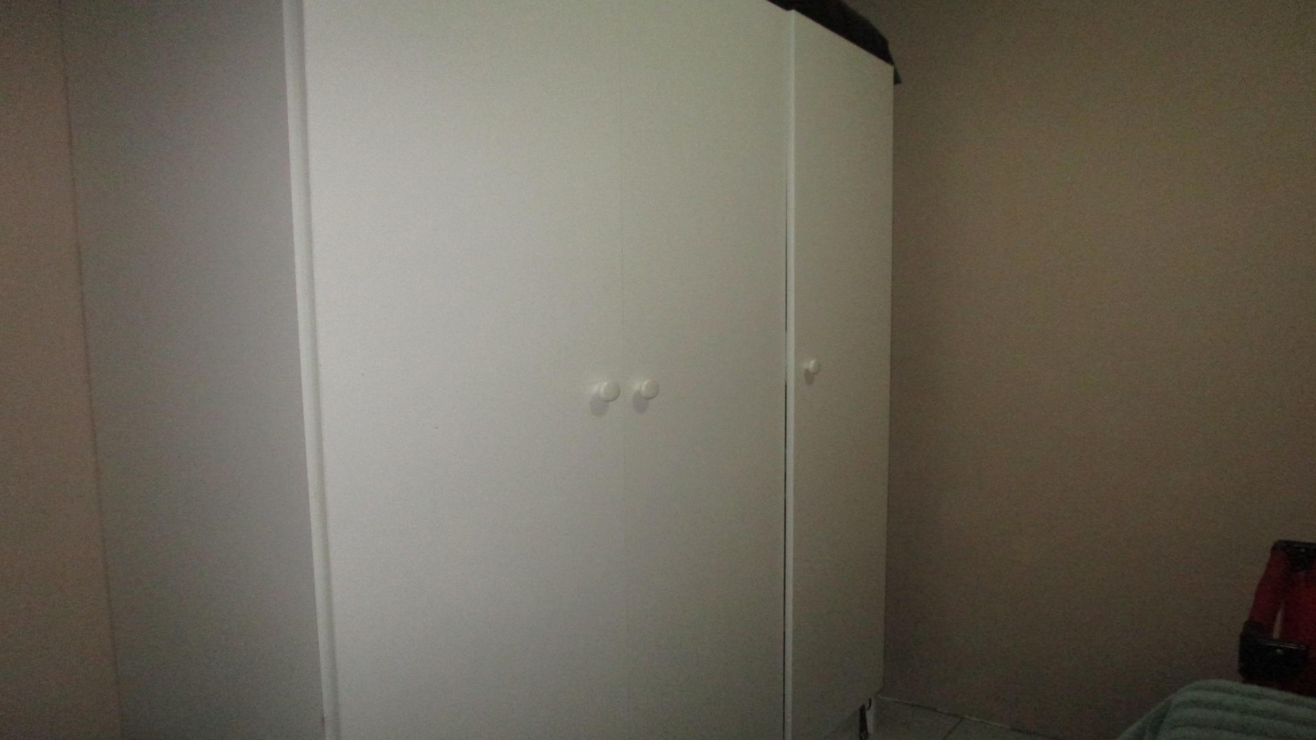 Bed Room 1 - 8 square meters of property in Fleurhof