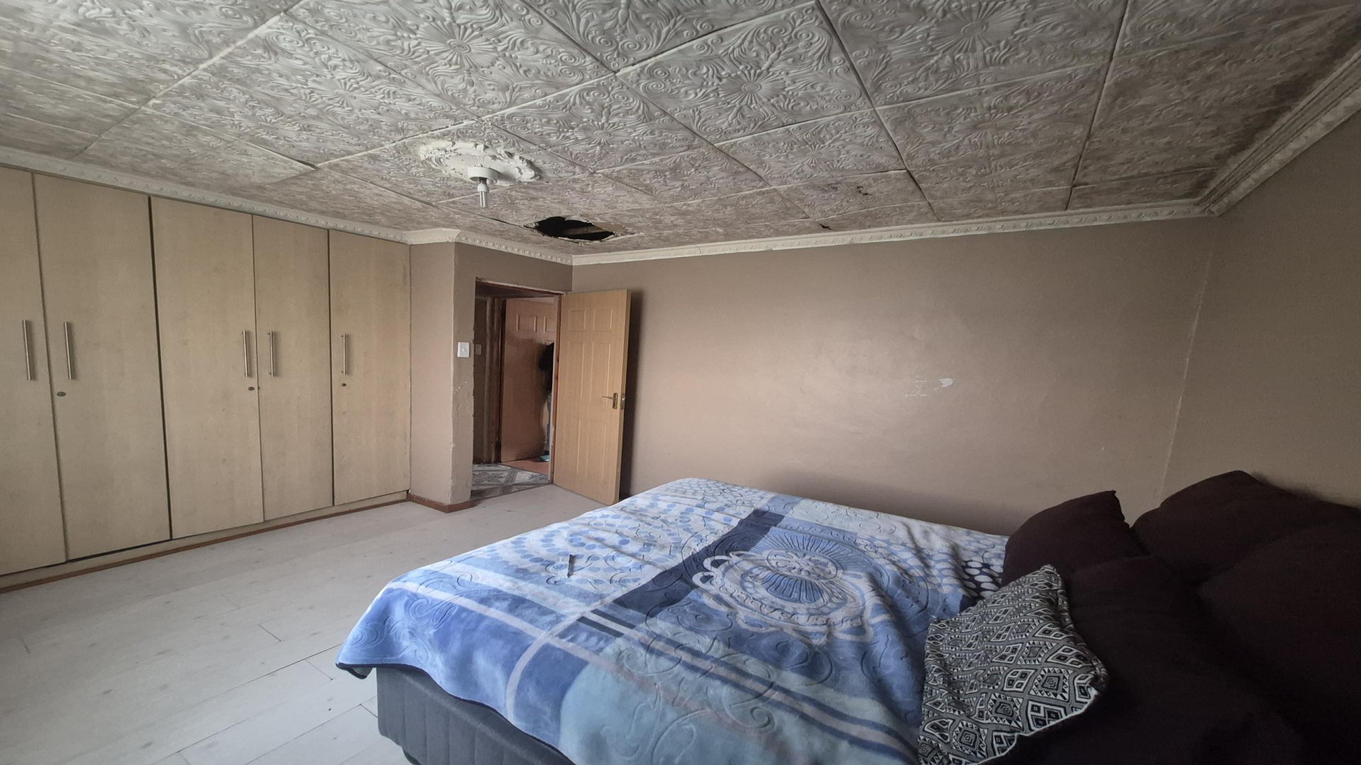Bed Room 1 of property in Motherwell