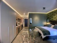  of property in Menlo Park