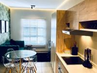  of property in Menlo Park