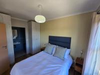  of property in Bloubergstrand