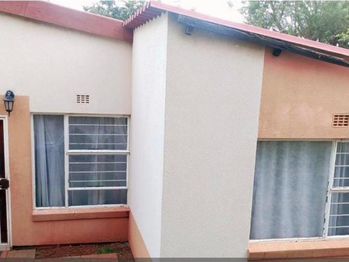 3 Bedroom Simplex for Sale For Sale in Ridgeway - MR722114