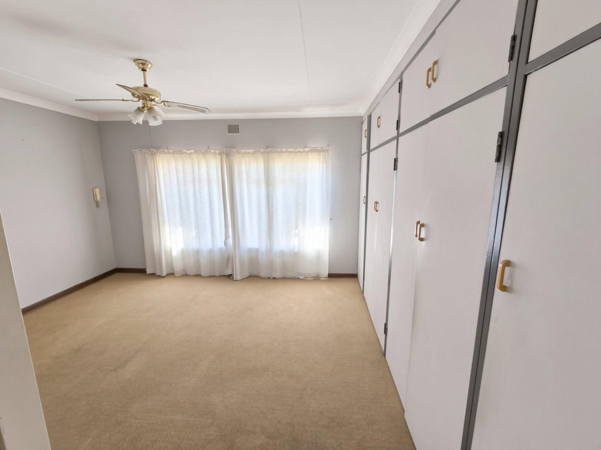  of property in Sinoville