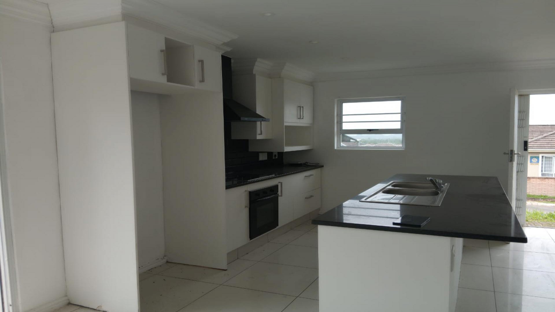 Kitchen of property in Gonubie