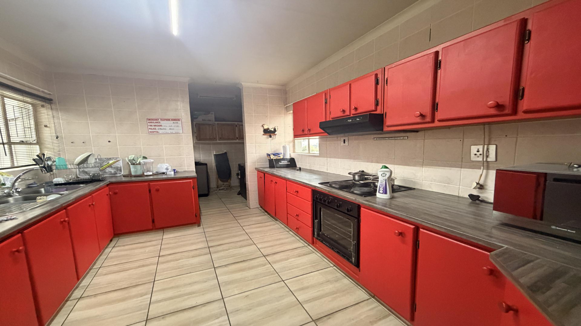 Kitchen of property in Sunnyridge 