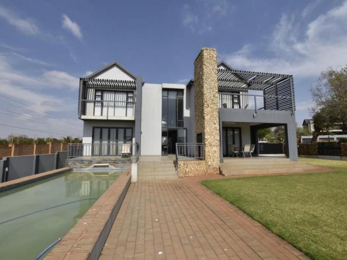 5 Bedroom House for Sale For Sale in The Hills - MR722172
