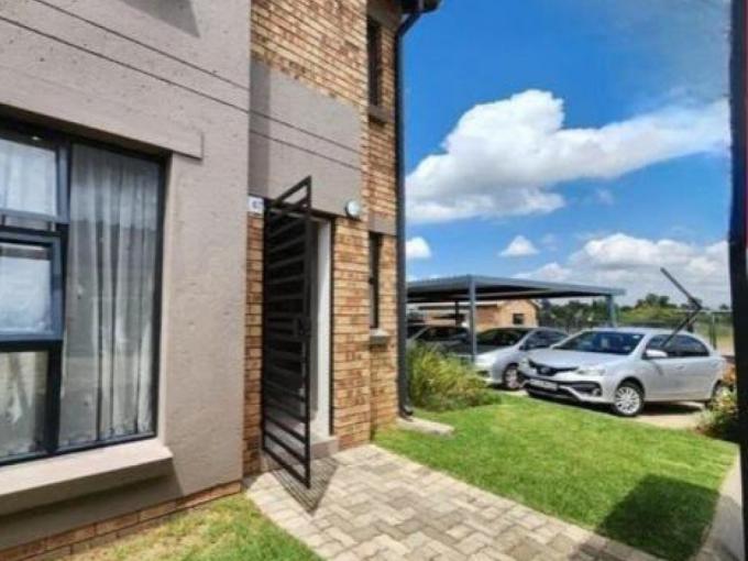2 Bedroom Simplex for Sale For Sale in Albertsdal - MR722193