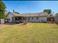4 Bedroom 2 Bathroom House for Sale for sale in Brackenhurst