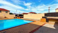 Swimming Pool of property in Guldenland