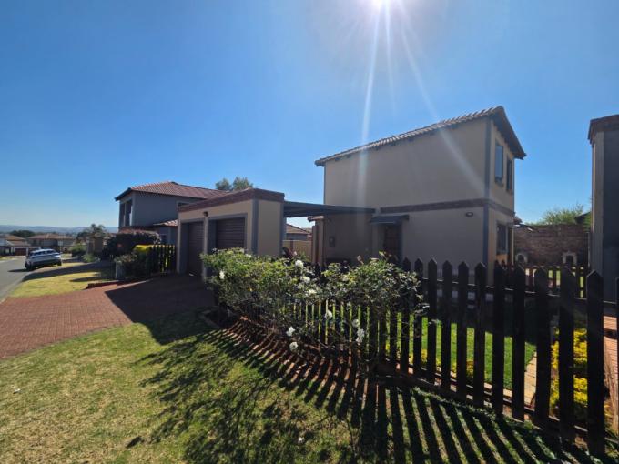 3 Bedroom House for Sale For Sale in Southdowns Estate - MR722241
