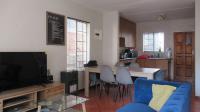 Lounges - 12 square meters of property in North Riding