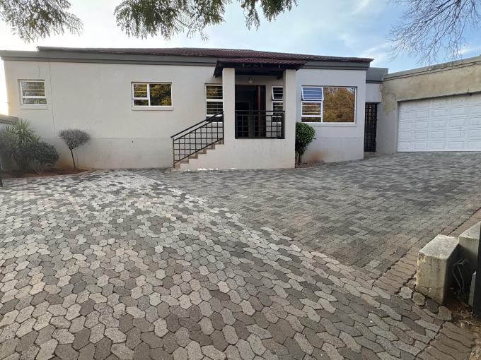 3 Bedroom House for Sale For Sale in Florida - MR722247