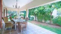 Patio of property in Magaliessig