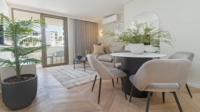 Dining Room of property in Sea Point