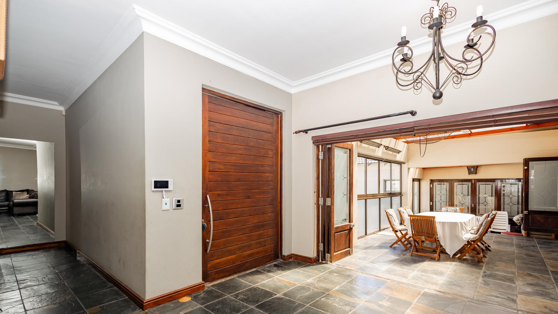  of property in Sonstraal Heights